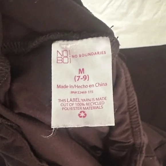 No Boundaries Black bell bottom Pants - Picture 2 of 2